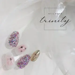 ネイル Trinity staffのネイルデザイン