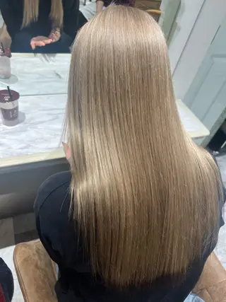 ロング 服部大地/ブリーチ 無しWカラー髪質改善のヘアスタイル