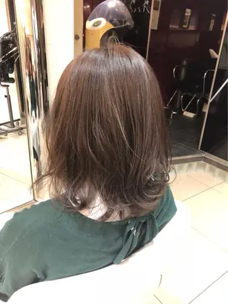 ミディアム カラー 🌼こやま かおり🌼のヘアスタイル