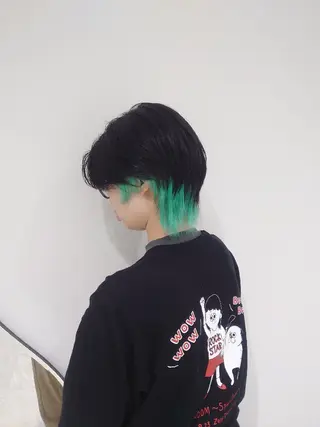 ミディアム カラー E Komo hair所属・Wow❕E Komo hair 永井一輝のヘアスタイル