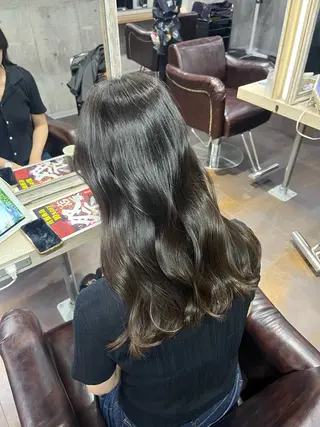 セミロング カラー 大内 瑠花のヘアスタイル
