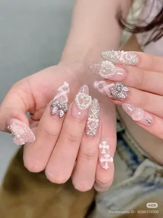 ネイル Rose Ana.Chuoのネイルデザイン