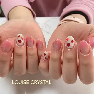ネイル LOUISE CRYSTALのネイルデザイン