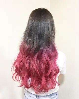 ロング ヤマグチ ヒカルのヘアスタイル