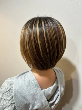 ショート desirbeaux 板垣鈴香のヘアスタイル