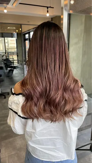 カラー 児嶋 結衣のヘアスタイル