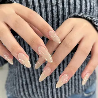 ネイル Manamǐ 個性派のネイルデザイン