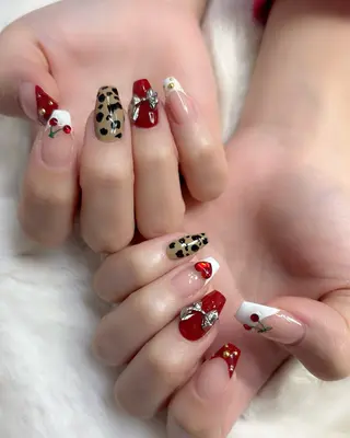 ネイル ToliyDeliy akemiのネイルデザイン