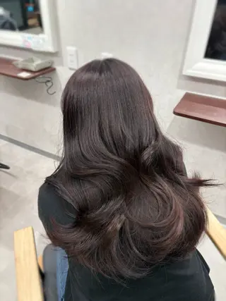 セミロング カラー VIEW YOKOHAMA所属・透明感カラー ／kana‎🤍のヘアスタイル