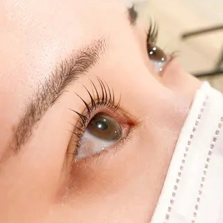 マツエク・マツパ レイフィールド北名古屋所属・レイフィールド 服部のマツエク・マツパデザイン