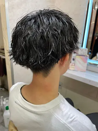 ショート パーマ メンズ amble luxe 伊畑優希のヘアスタイル