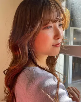 ロング 足立 悠輔のヘアスタイル