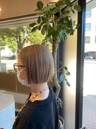 ショート カラー ハイトーン/ボブ/ レイヤー💫カイセイのヘアスタイル