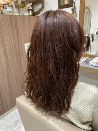 カラー アトリエリーベル所属・佐々木 奈菜江のヘアスタイル