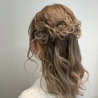 セミロング ヘアアレンジ これた🧸ヘアメ職人 ♡髪質改善♡カラーのヘアスタイル