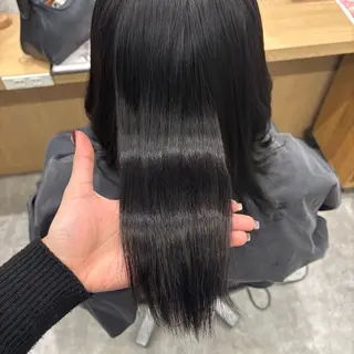 セミロング カラー 松山 葵葉のヘアスタイル