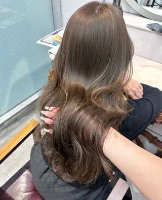 ロング Pia hair design所属・【Pia】 セナ/ハイトーンのヘアスタイル