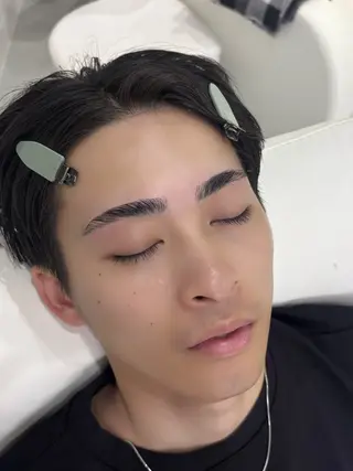メンズ アイブロウ Liberty Island南青山店所属・アイブロウ 《垢抜け美眉》aiの眉毛・アイブロウイメージ
