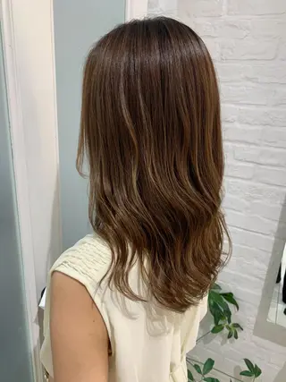 セミロング 米津 優花のヘアスタイル