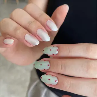 ネイル Pure&Rich Nailのネイルデザイン