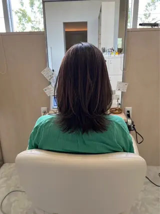 セミロング 齋藤 美悠のヘアスタイル