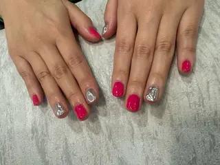 ネイル eyenailist NANAのネイルデザイン