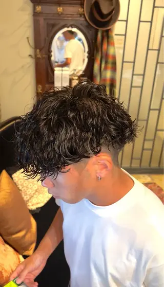 パーマ メンズ メンズパーマ眉毛 特化アユム🔥のヘアスタイル