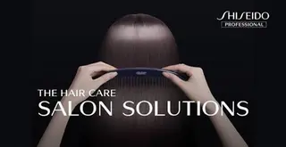 ロング Freez狭間 裕美のヘアスタイル