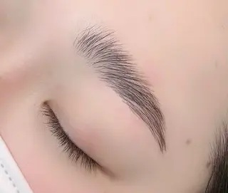 アイブロウ Mii eyelistのマツエク・マツパデザイン