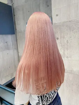 ロング カラー メンズ JuNブリーチに 縮毛矯正するプロのヘアスタイル