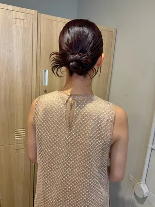 ミディアム LOREN＋透明感 オリーブhirokoのヘアスタイル