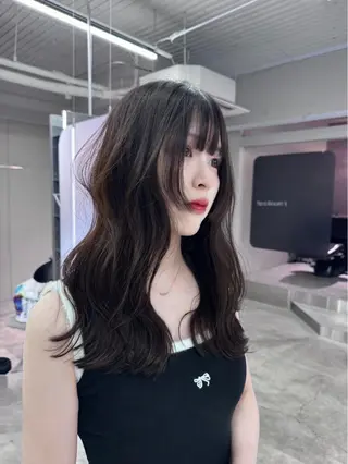 ロング カラー mari_ xenaのヘアスタイル