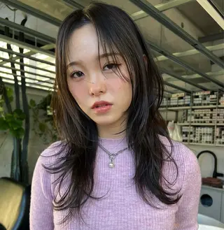 セミロング カラー ハッシュカット カシマハヤトのヘアスタイル