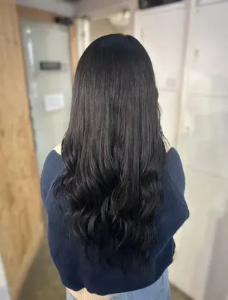 ロング オオニシ オト☁️のヘアスタイル