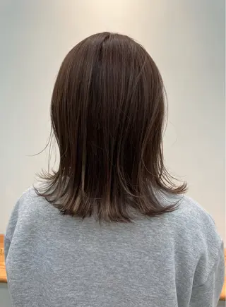 カラー aiko【艶カラー ・ミニモ年内で終了】のヘアスタイル