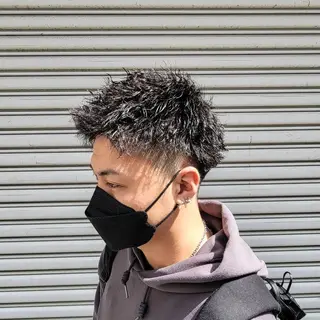 メンズ FREEX所属・特殊パーマ 片山恭兵のヘアスタイル