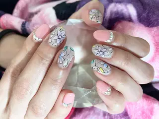 ネイル 近藤 美春のネイルデザイン