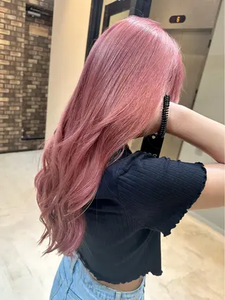 ロング 🔷ブリーチバレイヤ ージュ🔷飯野達也のヘアスタイル