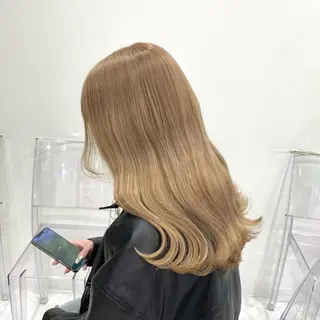 カラー ハイトーン/ダブルカ ラー/RINKA🎀のヘアスタイル