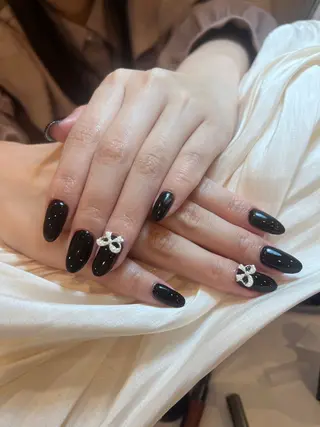 ネイル ココ🤍🩵 EASENネイルのネイルデザイン