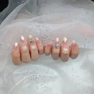 ネイル 金井 奈々のネイルデザイン