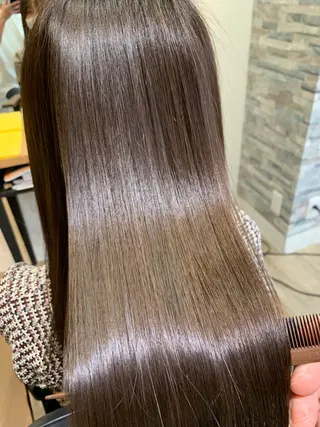 セミロング カラー パーマ ワタイショウタ 髪質改善✨眉毛サロンのヘアスタイル