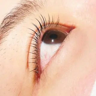 マツエク・マツパ 艶カラー🩵中久保 舞優🩵のヘアスタイル