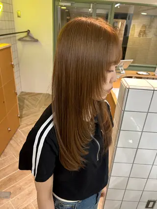 ロング カラー ベージュ/ダブルカラ ー/新潟駅/青柳萌果のヘアスタイル