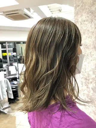 セミロング カラー 髪質改善/レイヤー 兼折楓馬のヘアスタイル