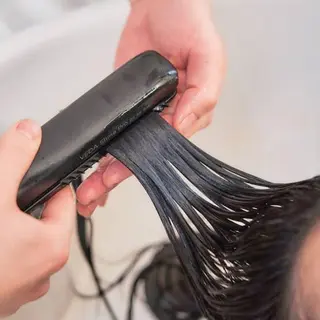 7Bridge 滝内ひよりのヘアスタイル