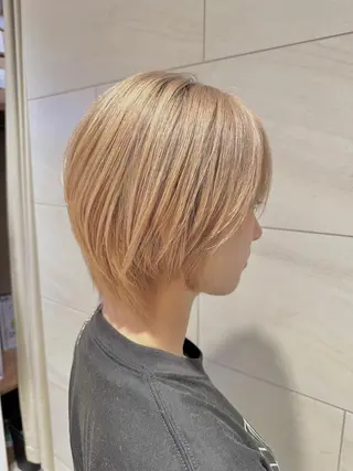 ショート カラー 🌱ケミカル美容師 未来を綺麗に🌱優吾のヘアスタイル