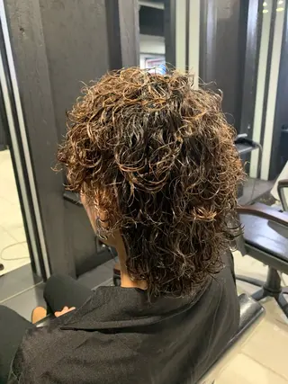 ミディアム メンズ メンズパーマ/難波/ 心斎橋　室園亮佑のヘアスタイル