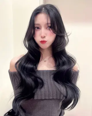 ロング トレンド韓国モテヘア Natsuki🌛のヘアスタイル