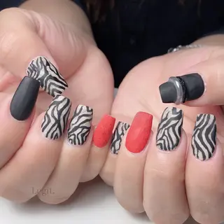 ネイル Legit nail salonのネイルデザイン